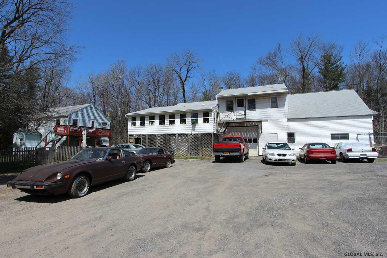 646 Lisha Kill Road Niskayuna, NY 12309 - Photo 7 of 15 Photo 7