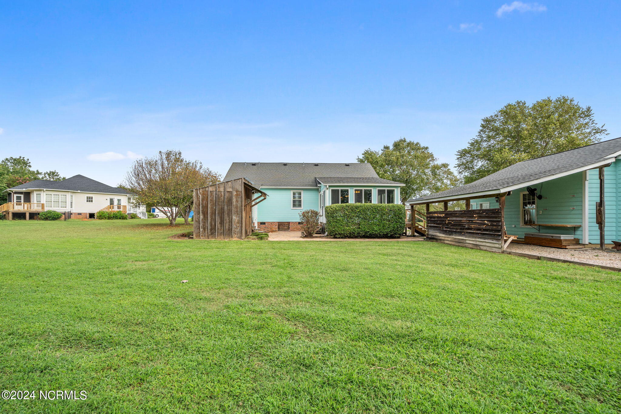 126 Crosswinds Drive Selma, NC 27576 - Photo 46 of 50 54-web-or-mls-DSC04938