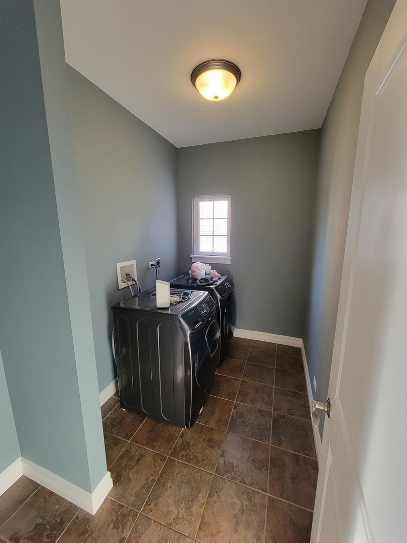 904 Deer Path Drive Antioch, IL 60002 - Photo 18 of 42