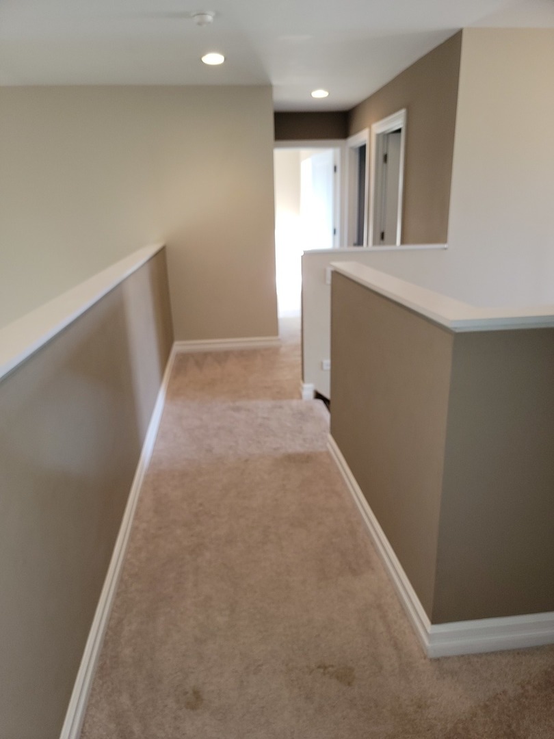 904 Deer Path Drive Antioch, IL 60002 - Photo 33 of 42 a view of hallway with window