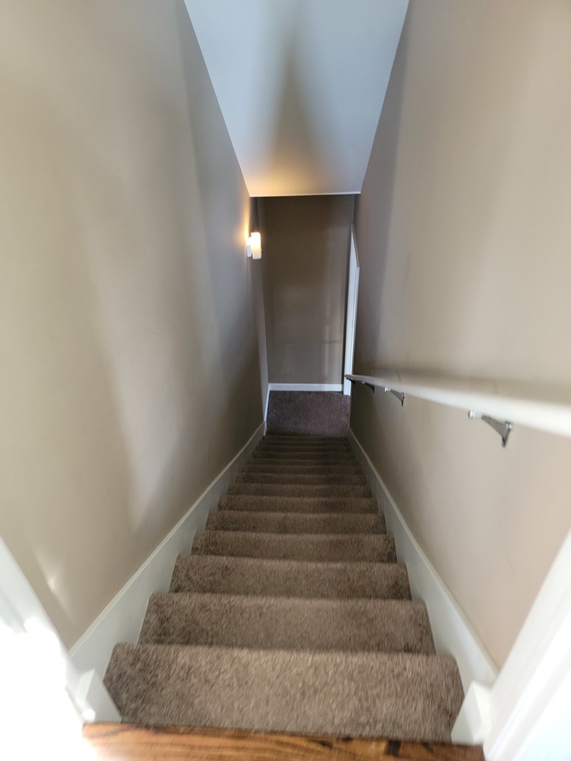 904 Deer Path Drive Antioch, IL 60002 - Photo 35 of 42 a view of entryway