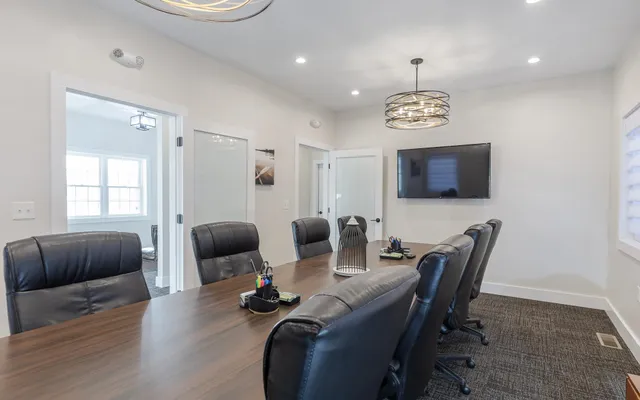 $899,999 | 60 Dearborn Circle, Walpole, NH 03608