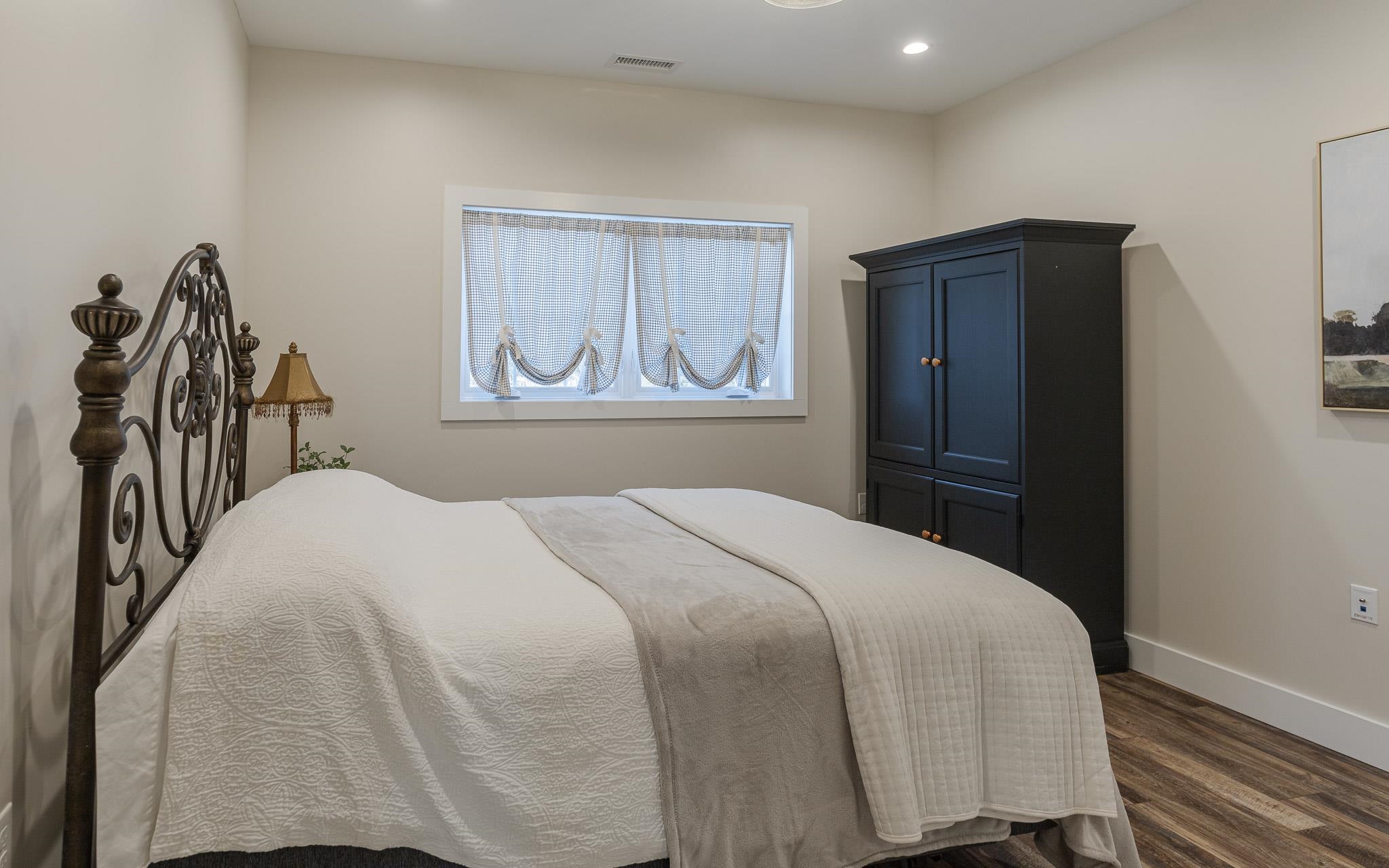 60 Dearborn Circle Walpole, NH 03608 - Photo 34 of 43