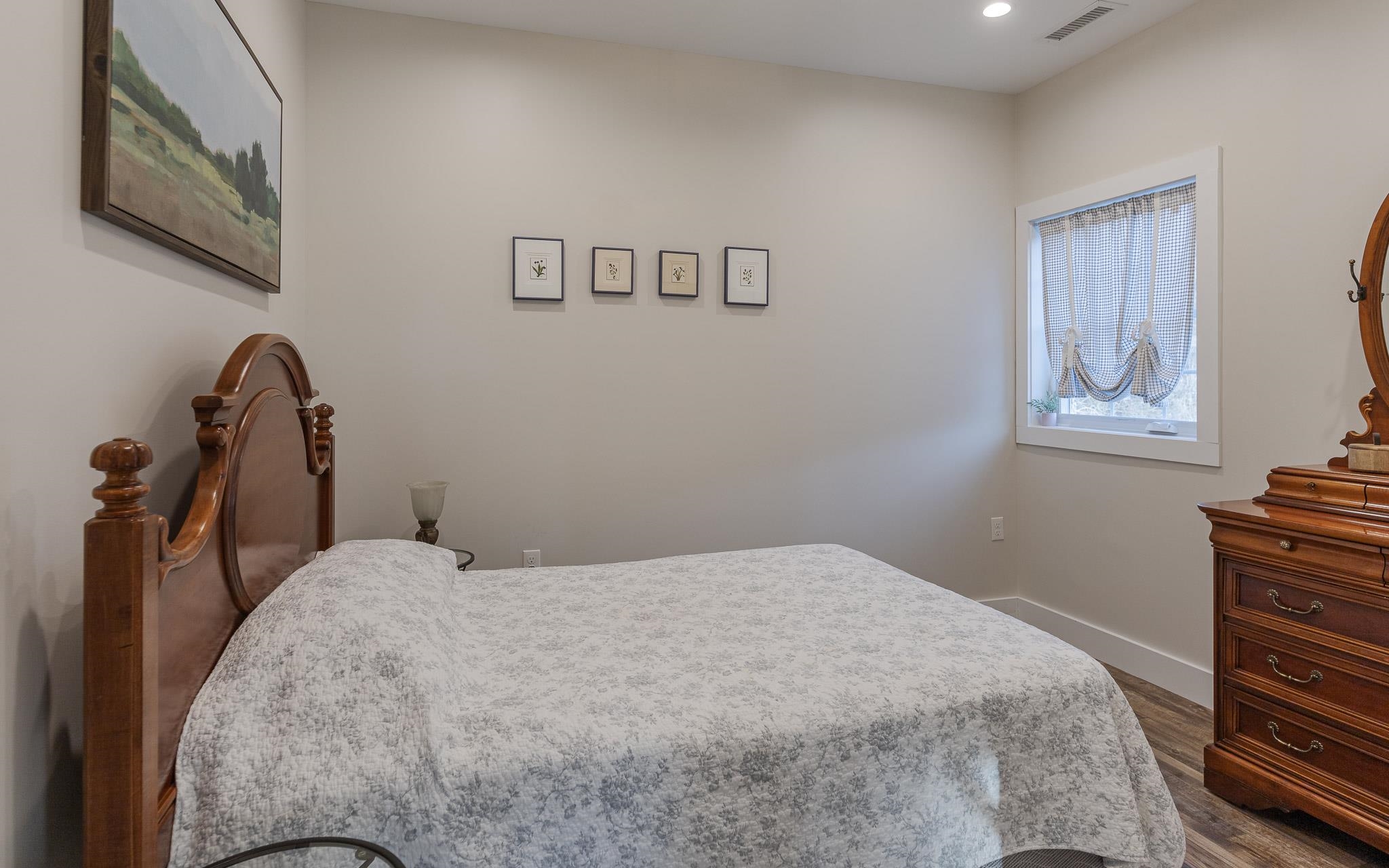 60 Dearborn Circle Walpole, NH 03608 - Photo 37 of 43