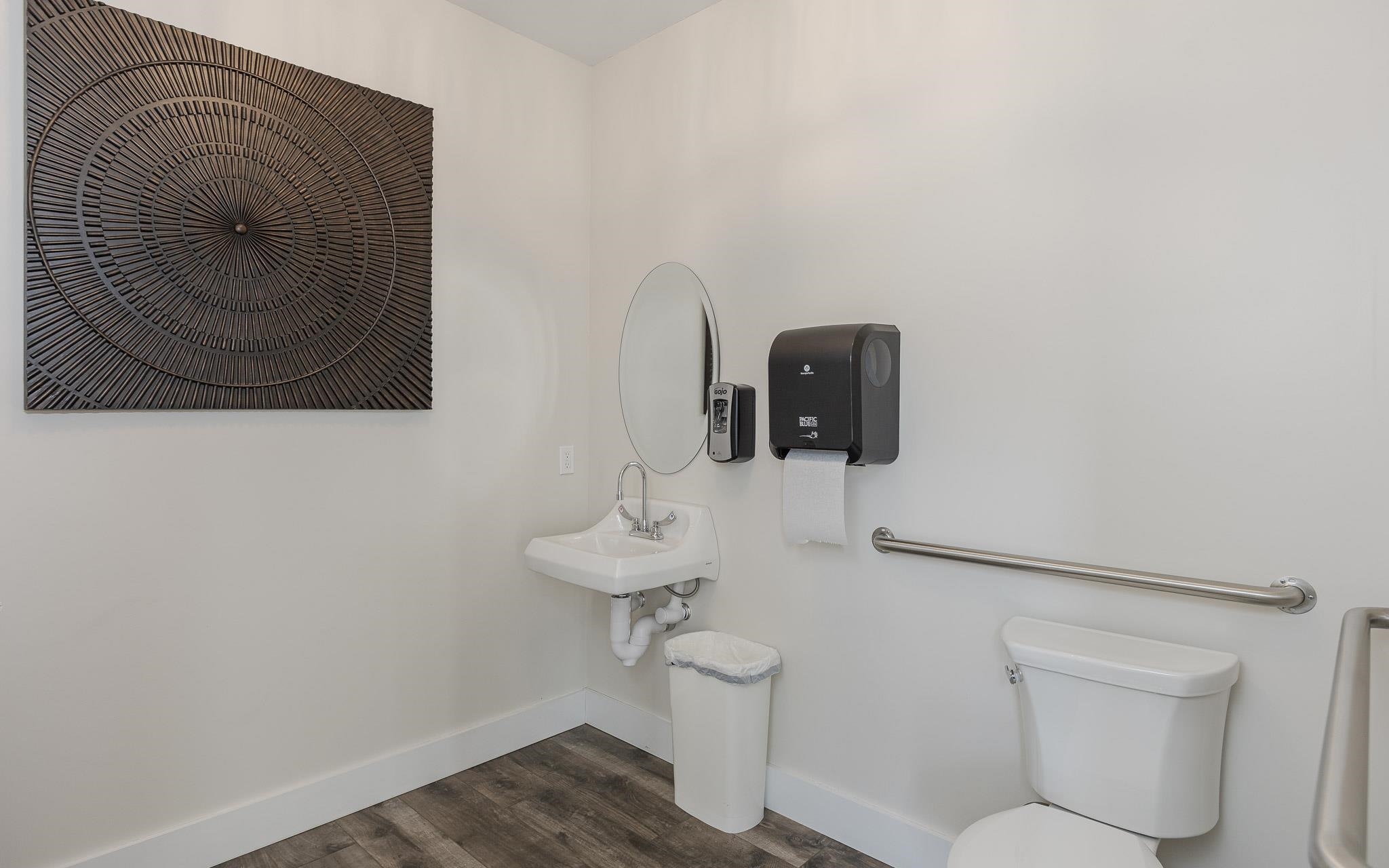 60 Dearborn Circle Walpole, NH 03608 - Photo 7 of 43