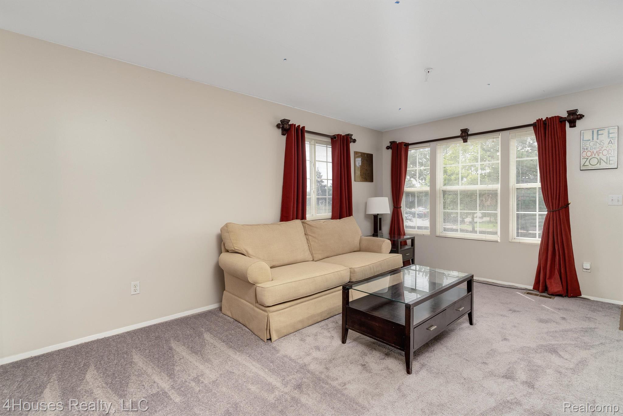 654 Lydia Lane, Unit 48 Pontiac, MI 48341 - Photo 7 of 38