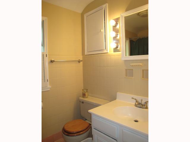 55 South Chesterfield Road Columbus, OH 43209 - Photo 11 of 13