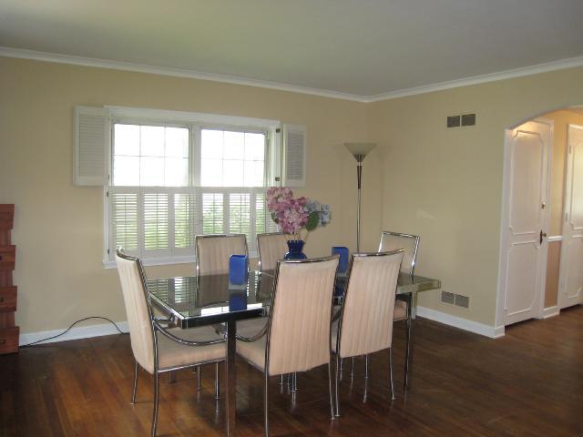 55 South Chesterfield Road Columbus, OH 43209 - Photo 5 of 13