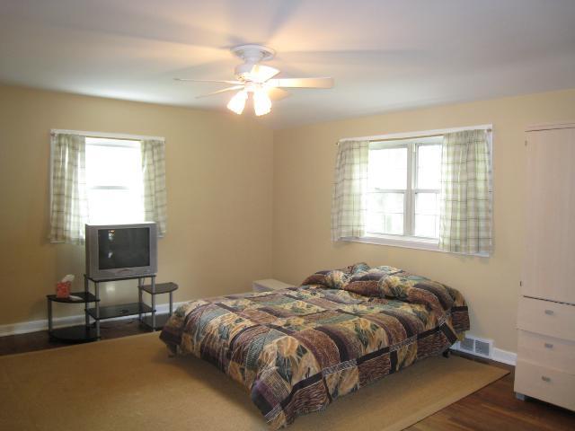 55 South Chesterfield Road Columbus, OH 43209 - Photo 8 of 13