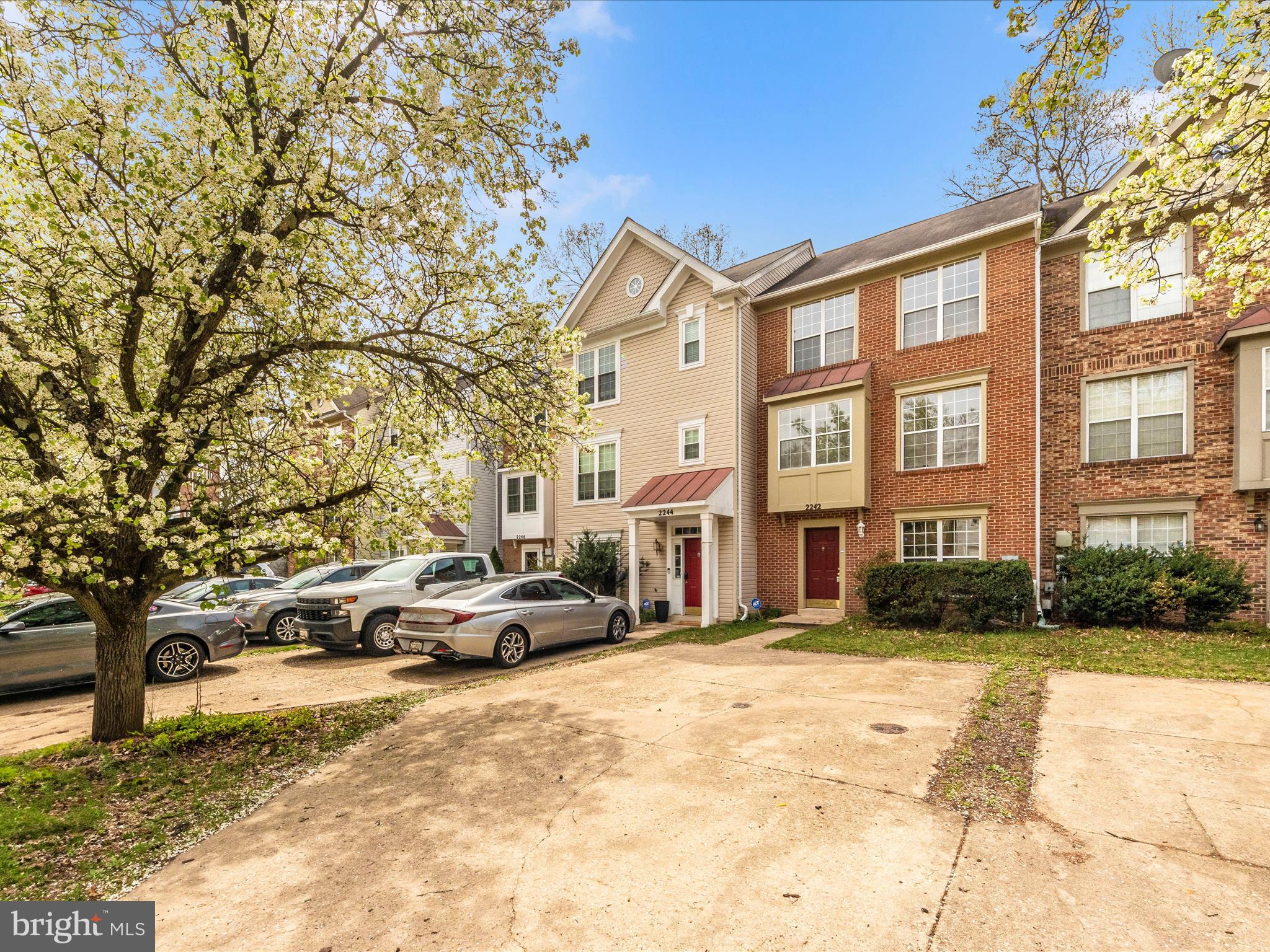 2242 Commissary Circle Odenton, MD 21113 - Photo 48 of 51 Exterior Front