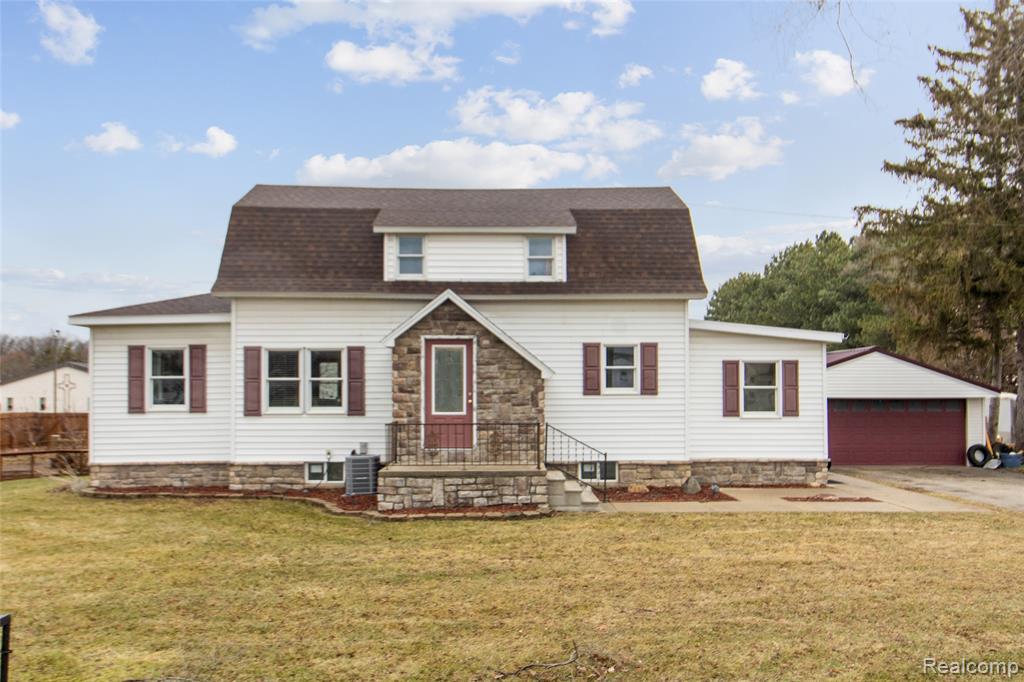 12895 East Washington Road Reese, MI 48757 - Photo 1 of 36