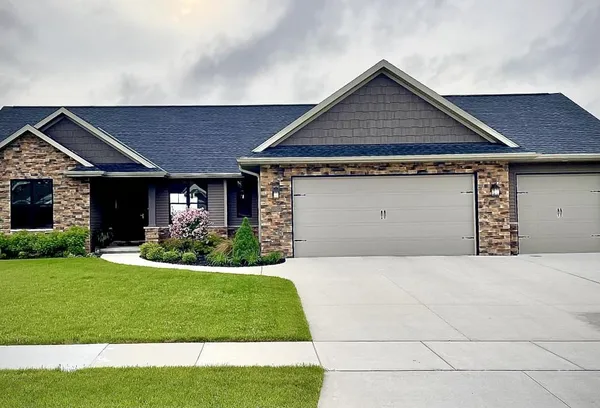 $682,500 | 1342 Bucky's Run, Green Bay, WI 54313