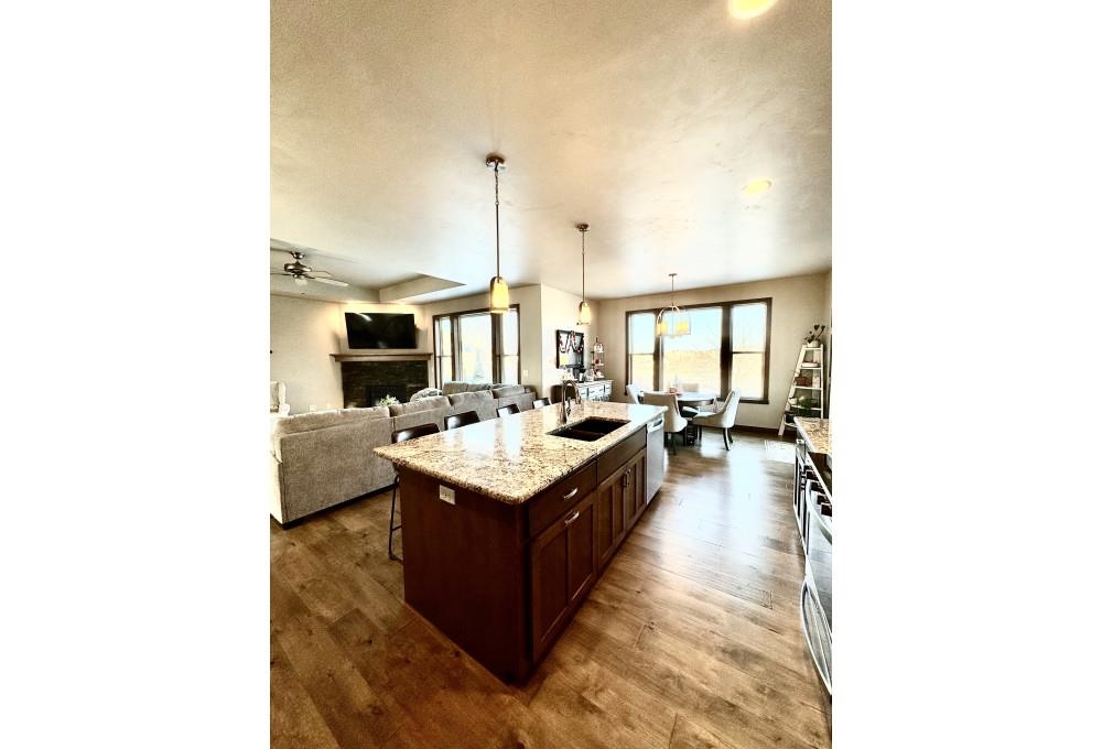 1342 Bucky's Run Green Bay, WI 54313 - Photo 6 of 66