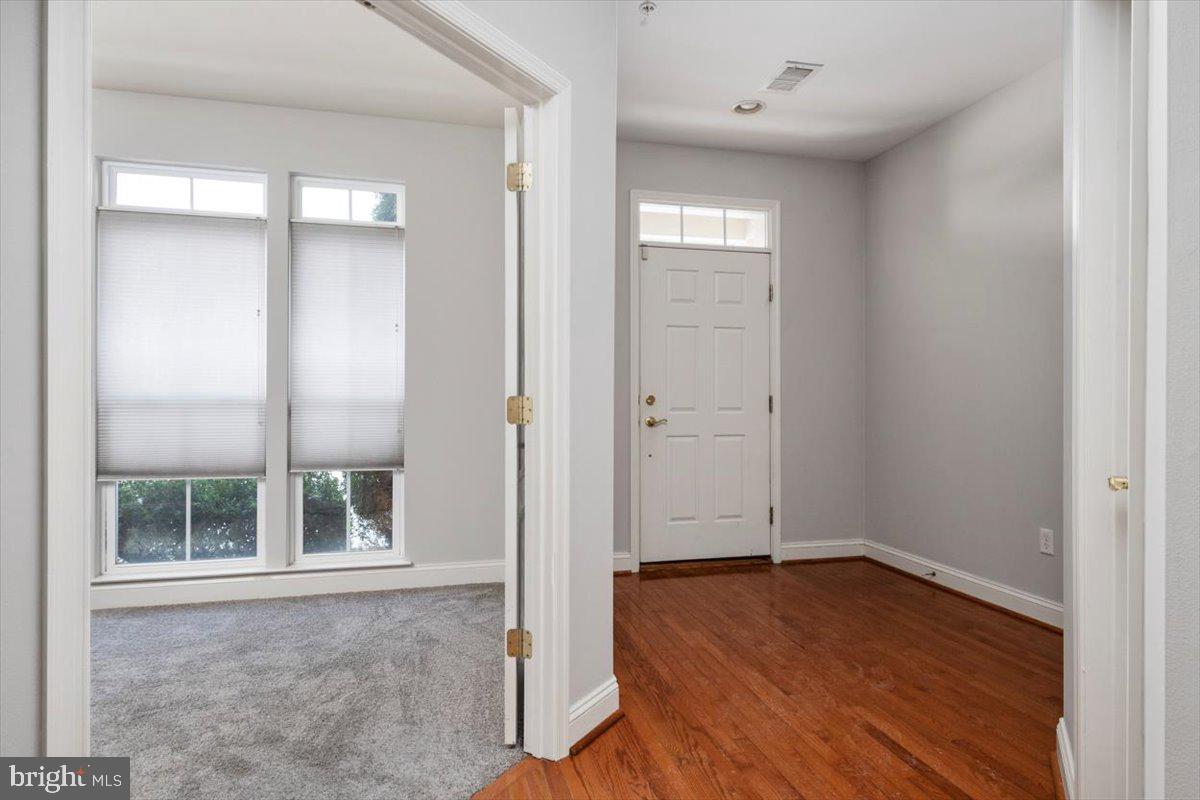 1002 Verdigris Way Odenton, MD 21113 - Photo 5 of 43 Gallery Image 5