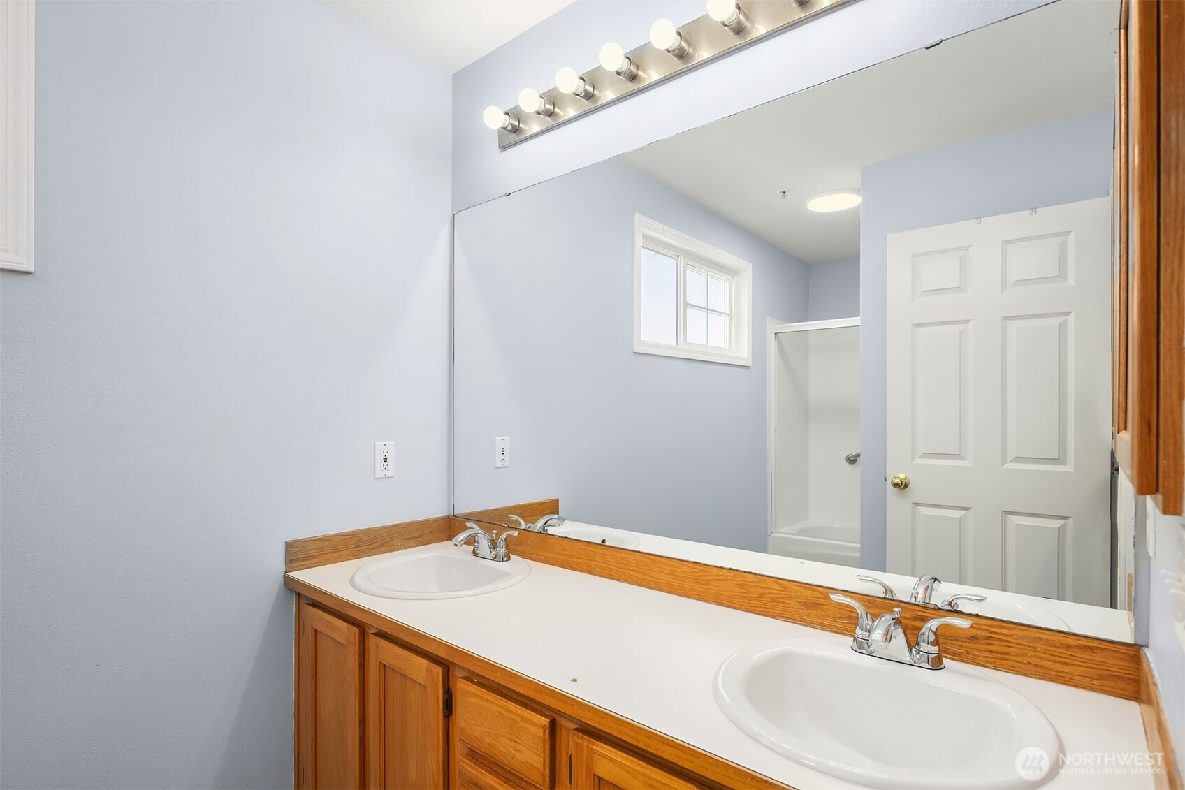 1430 West Casino Road, Unit 63 Everett, WA 98204 - Photo 18 of 26