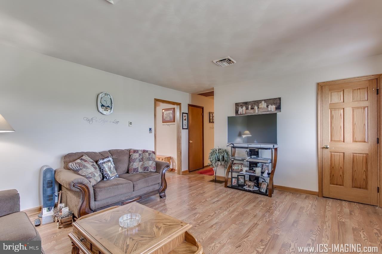 23 Bluerock Road Newville, PA 17241 - Photo 4 of 25