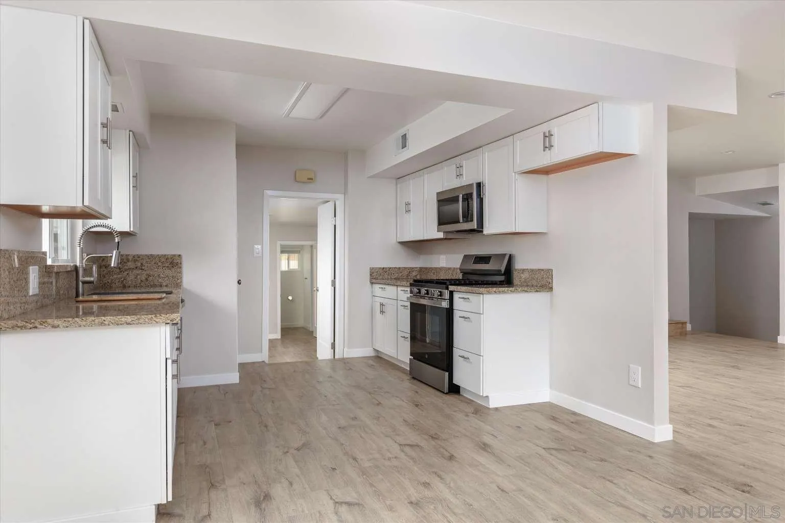 4345 Cayucos Avenue Atascadero, CA 93422 - Photo 9 of 27