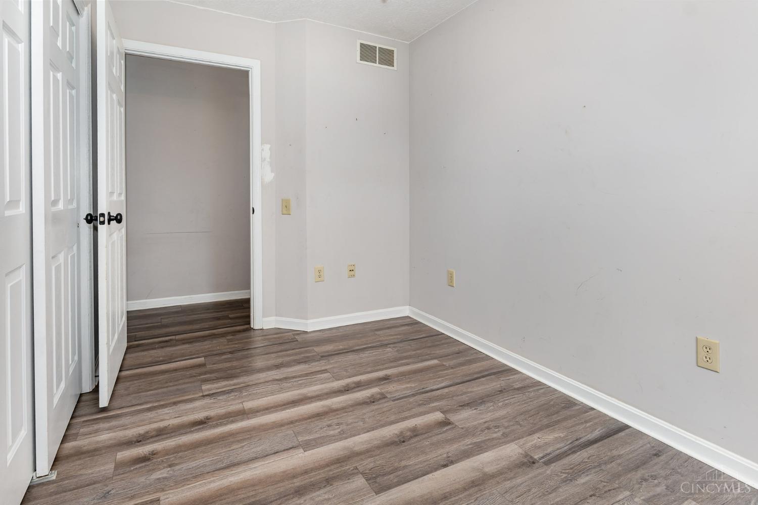 2094 Gardner Road Hamilton, OH 45013 - Photo 18 of 31
