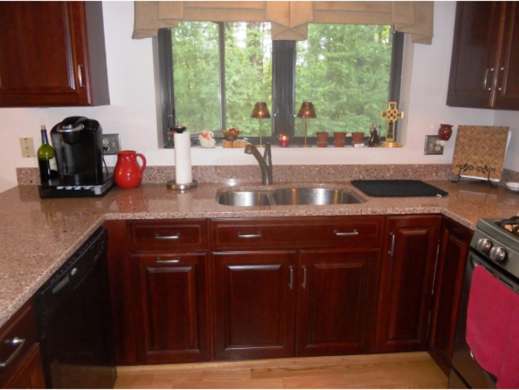 4 Cardinal Court, Unit 4 Merrimack, NH 03054 - Photo 13 of 27 Gallery Image 13