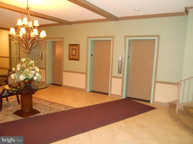 $1,750 | 346 East Lancaster Avenue, Unit 306, Wynnewood, PA 19096