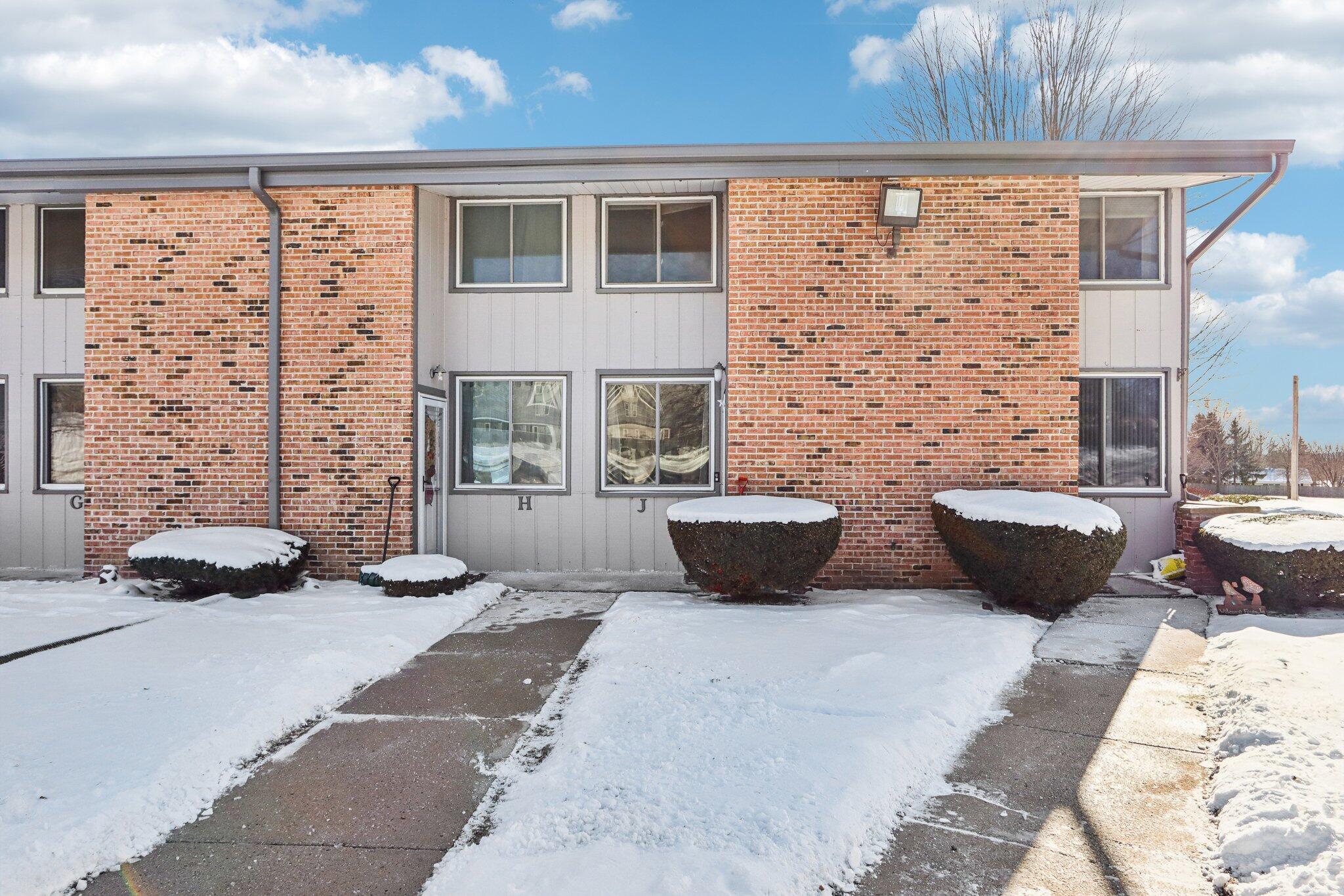 1-web-or-mls-Big Bend Rd J-S2101-001