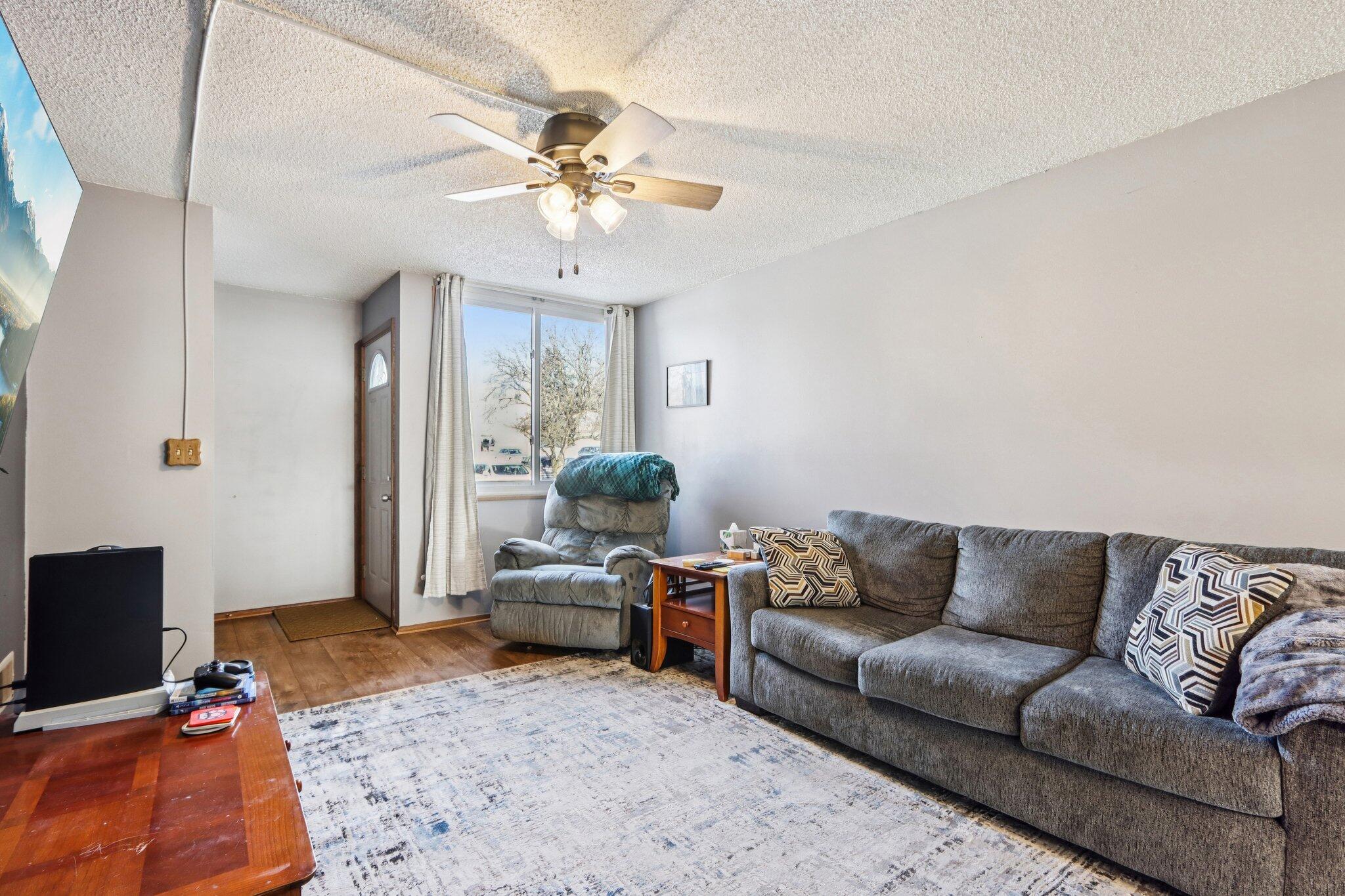 1524 Big Bend Road, Unit J Waukesha, WI 53189 - Photo 7 of 35 7-web-or-mls-Big Bend Rd J-S2101-007