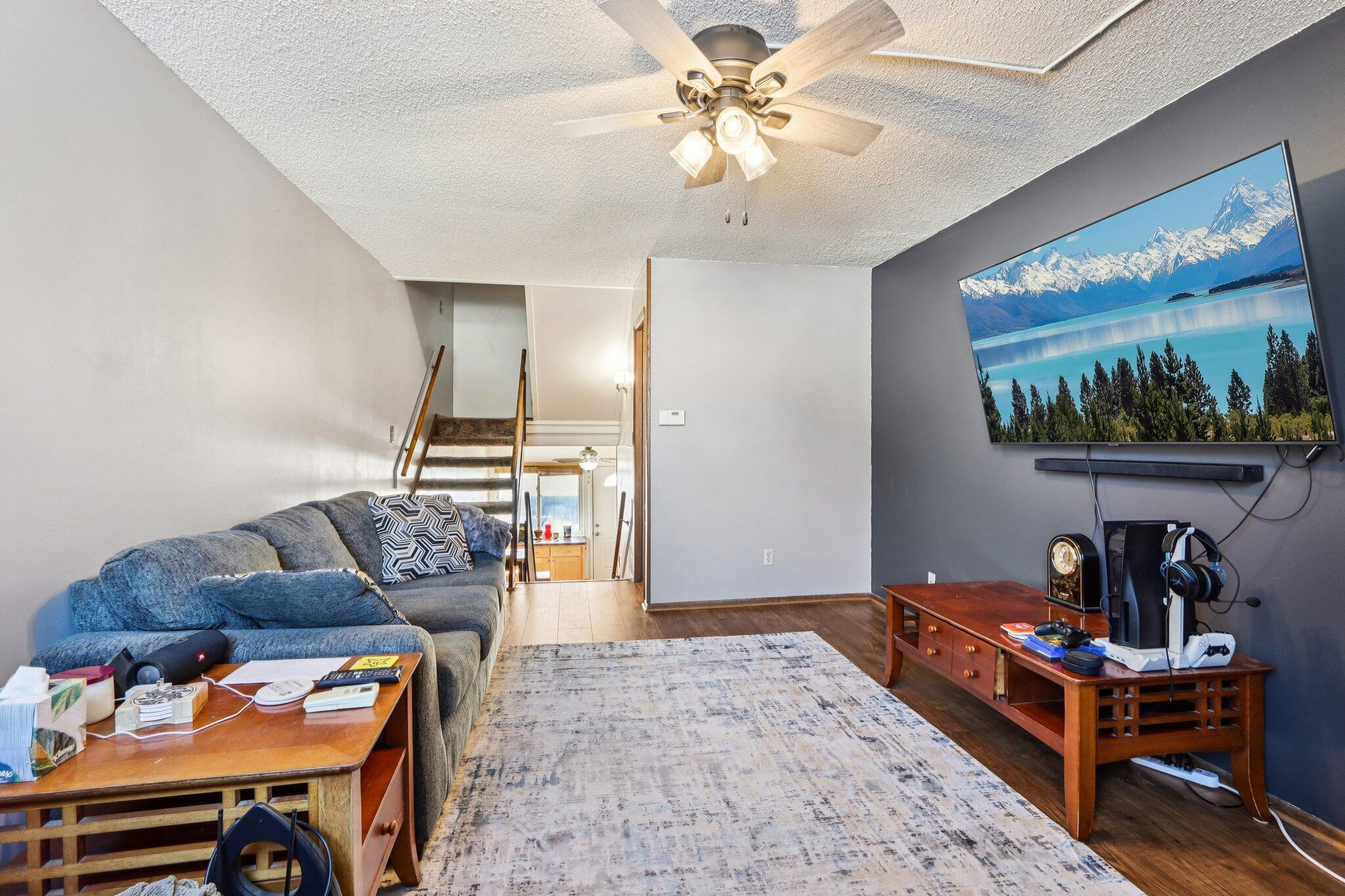 1524 Big Bend Road, Unit J Waukesha, WI 53189 - Photo 9 of 35 9-web-or-mls-Big Bend Rd J-S2101-009