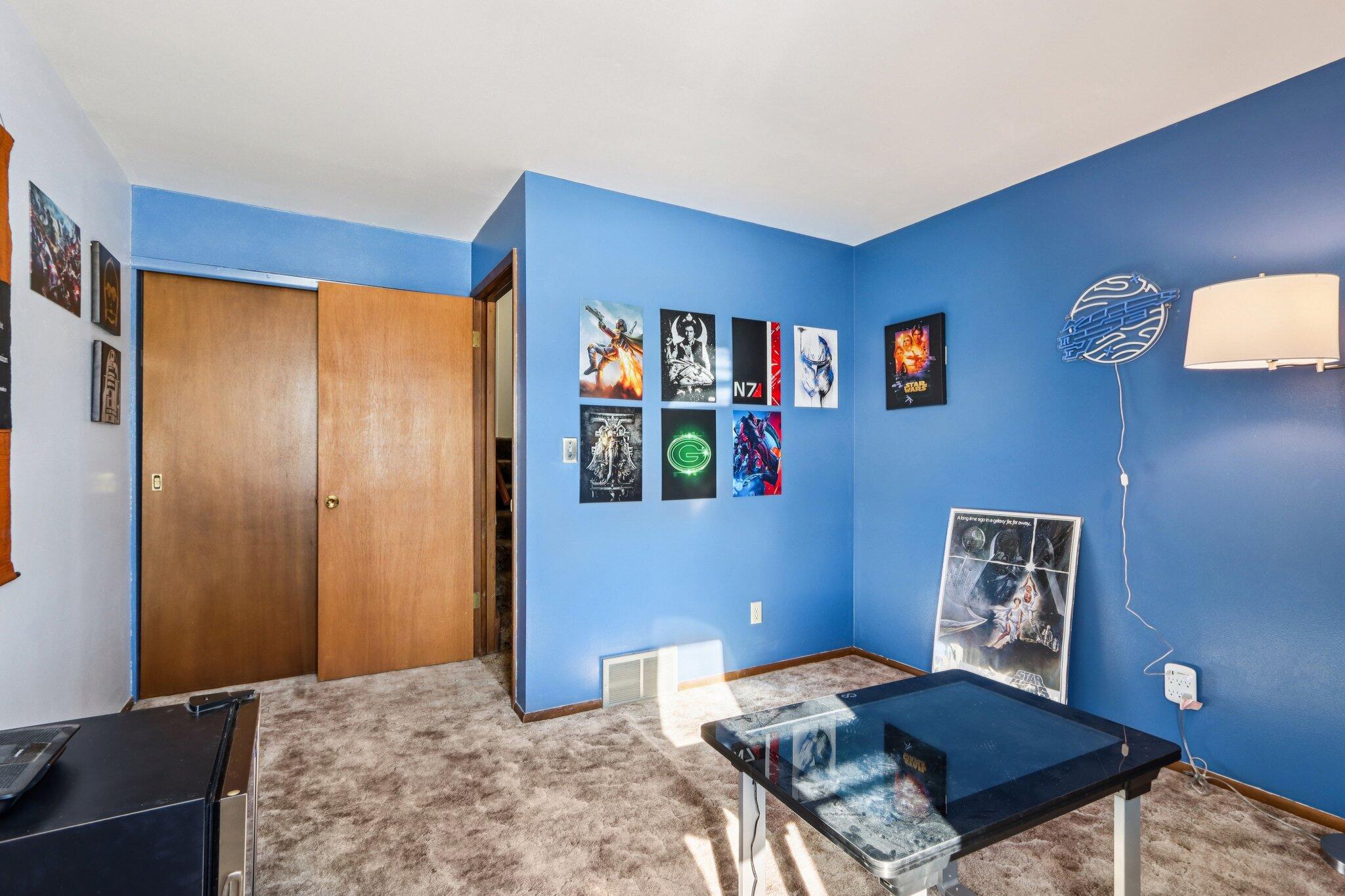 1524 Big Bend Road, Unit J Waukesha, WI 53189 - Photo 16 of 35 16-web-or-mls-Big Bend Rd J-S2101-016