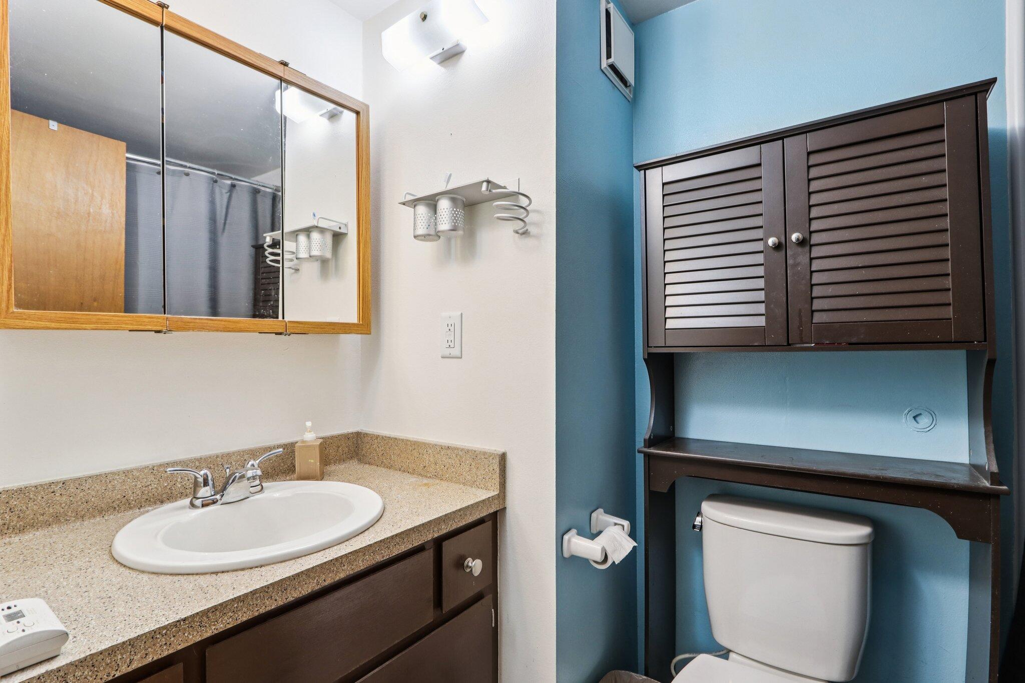 1524 Big Bend Road, Unit J Waukesha, WI 53189 - Photo 17 of 35 17-web-or-mls-Big Bend Rd J-S2101-017