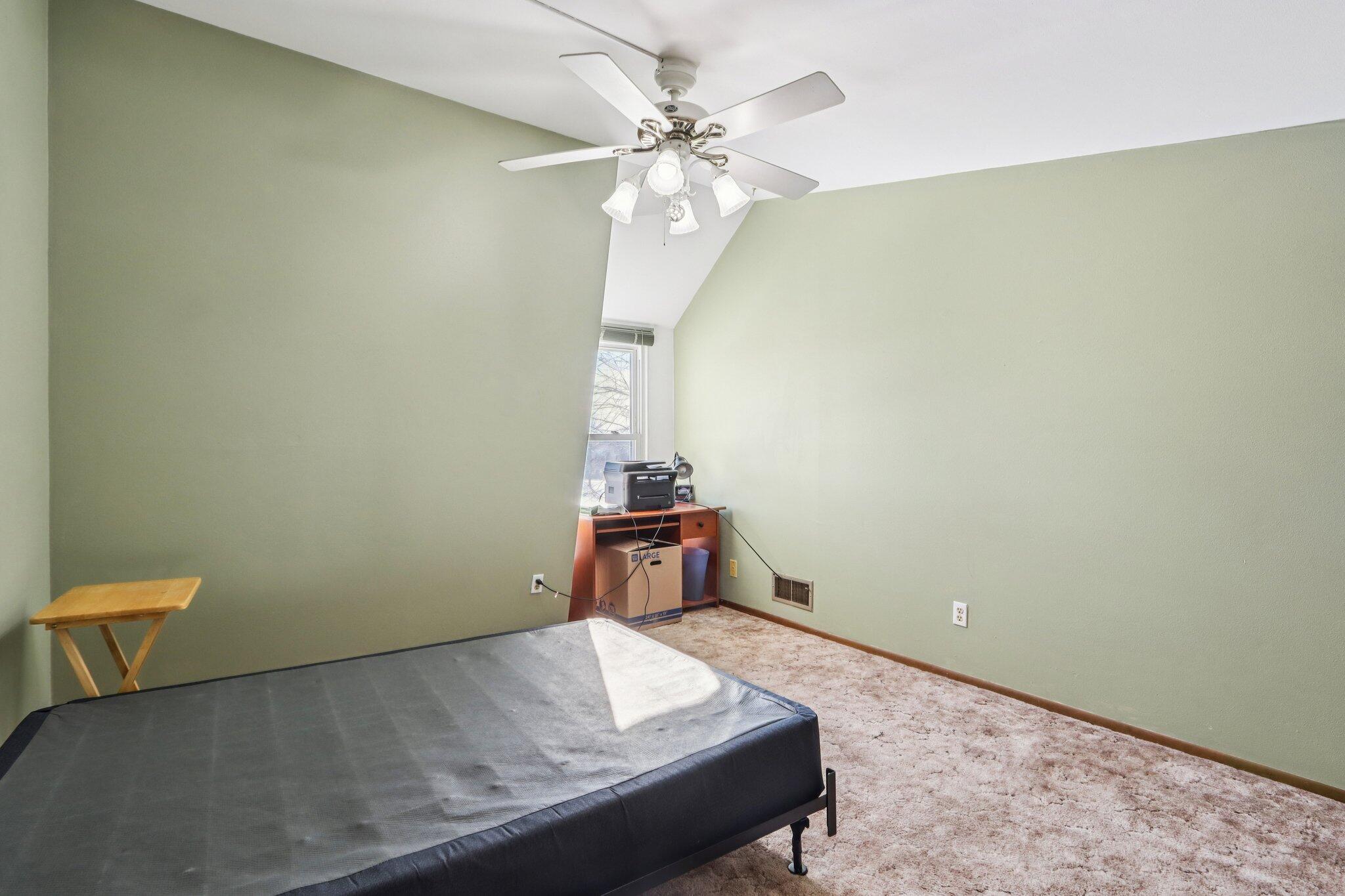 1524 Big Bend Road, Unit J Waukesha, WI 53189 - Photo 22 of 35 22-web-or-mls-Big Bend Rd J-S2101-022