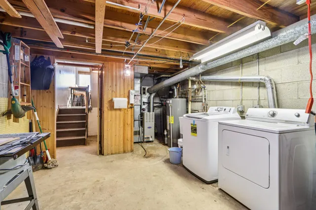 $169,900 | 1524 Big Bend Road, Unit J, Waukesha, WI 53189