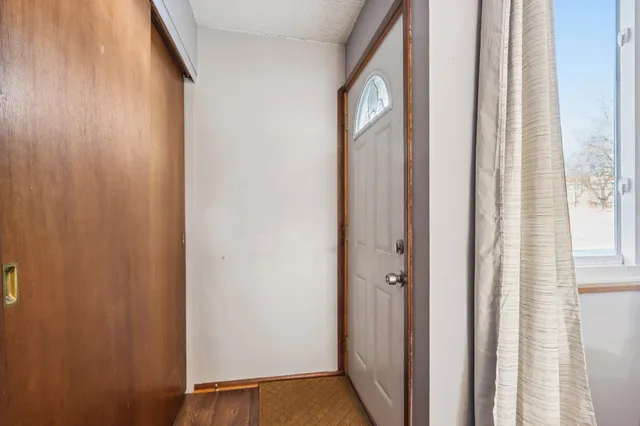 $169,900 | 1524 Big Bend Road, Unit J, Waukesha, WI 53189