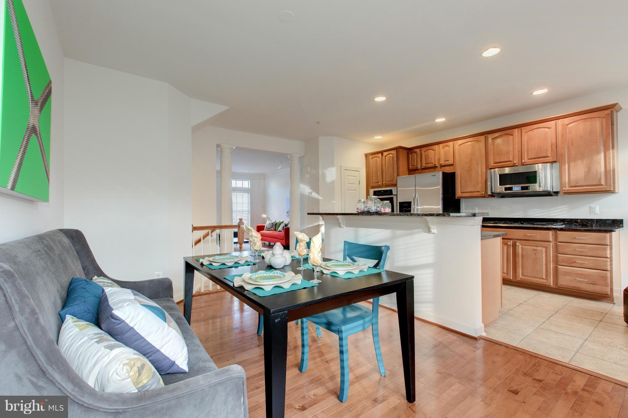 816 West Glebe Road Alexandria, VA 22305 - Photo 12 of 30 Dining Room or Family Room