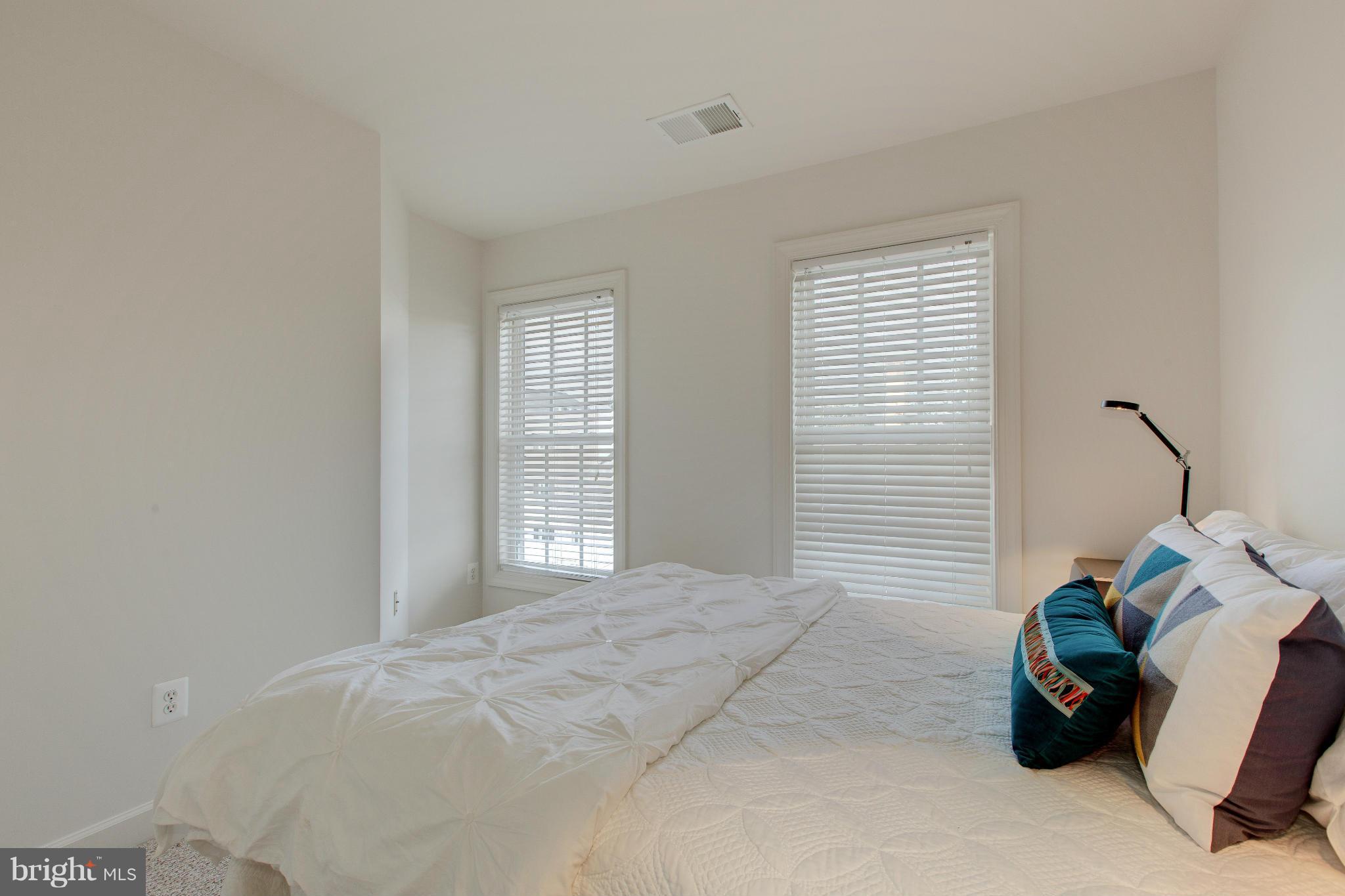 816 West Glebe Road Alexandria, VA 22305 - Photo 22 of 30 Second Bedroom