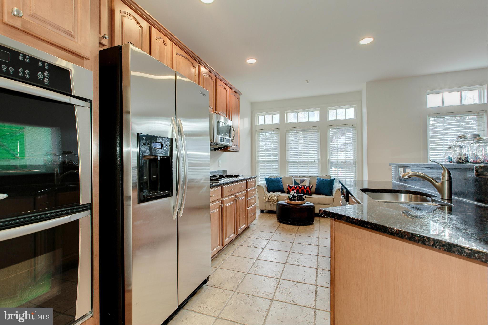 816 West Glebe Road Alexandria, VA 22305 - Photo 7 of 30 Chef Kitchen with Double Ovens