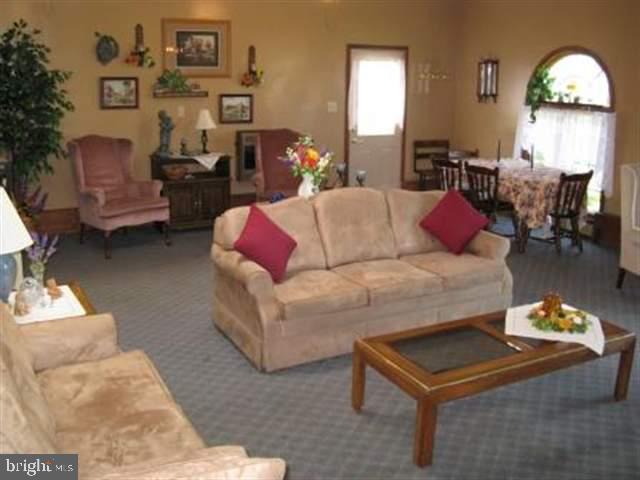 2446 Walnut Bottom Road Carlisle, PA 17015 - Photo 5 of 11 Gallery Image 5