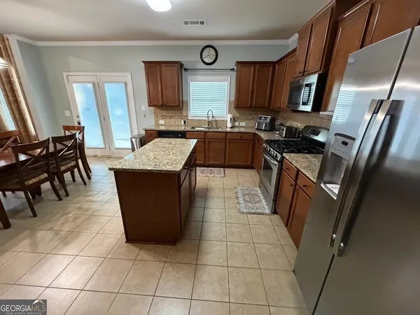 $2,300 | 1684 Lancaster Creek Circle Southwest, Conyers, GA 30094