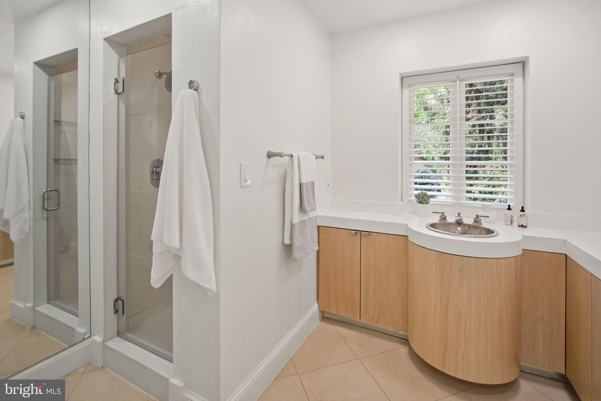 3905 Reservoir Road Northwest Washington, DC 20007 - Photo 15 of 23