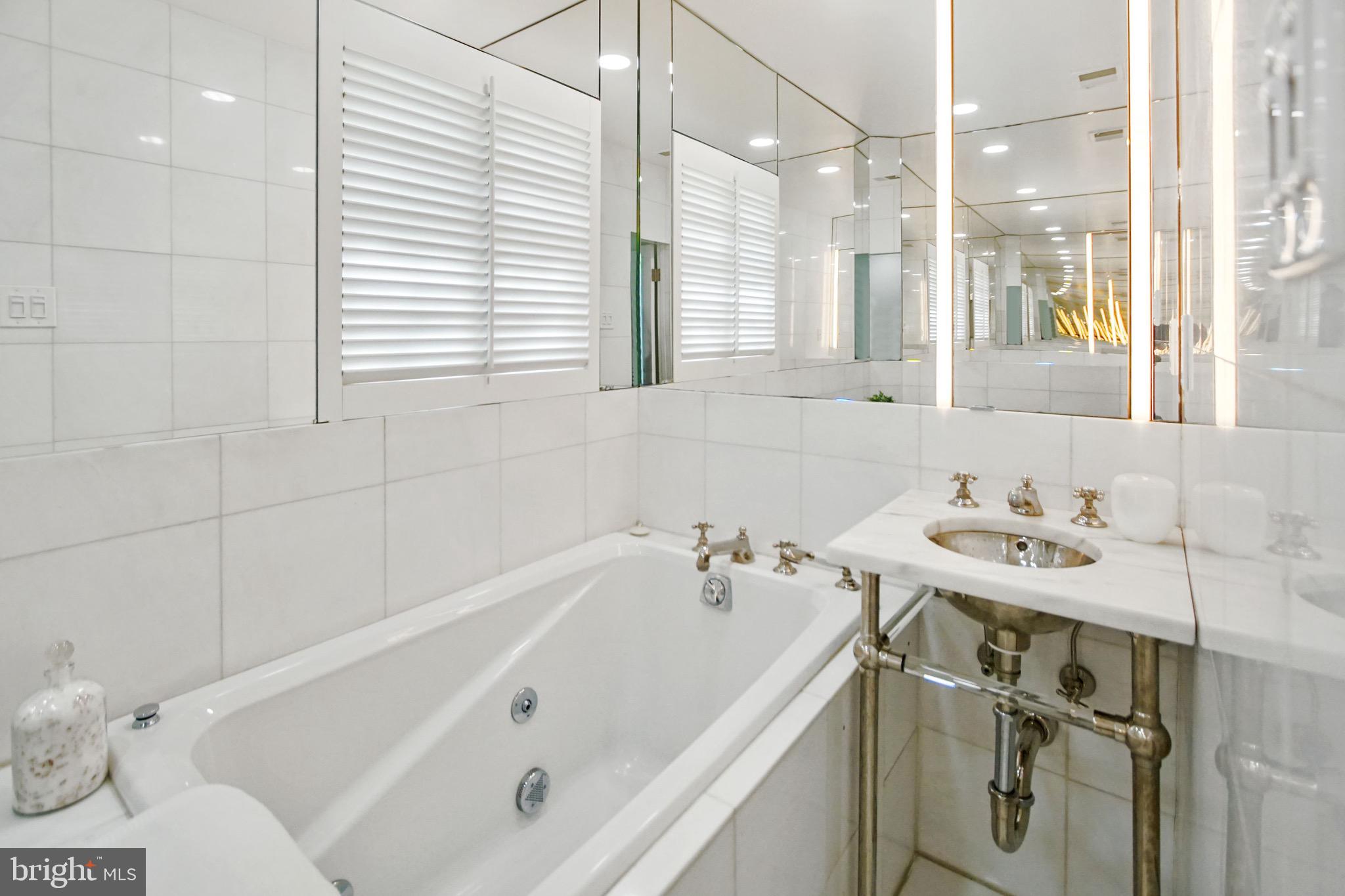 3905 Reservoir Road Northwest Washington, DC 20007 - Photo 18 of 23