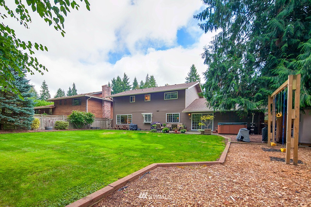 14453 157th Place Southeast Renton, WA 98059 - Photo 3 of 25