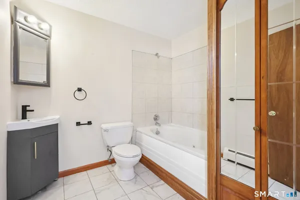 $1,850 | 1-3 Magnolia Street, Hartford, CT 06112