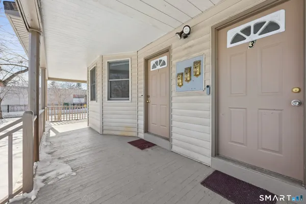 $1,850 | 1-3 Magnolia Street, Hartford, CT 06112