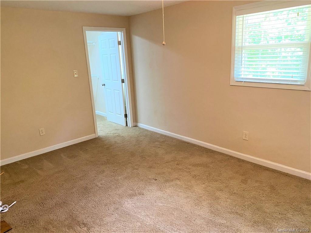 1316 Finger Bridge Road Hickory, NC 28602 - Photo 15 of 33 Gallery Image 15