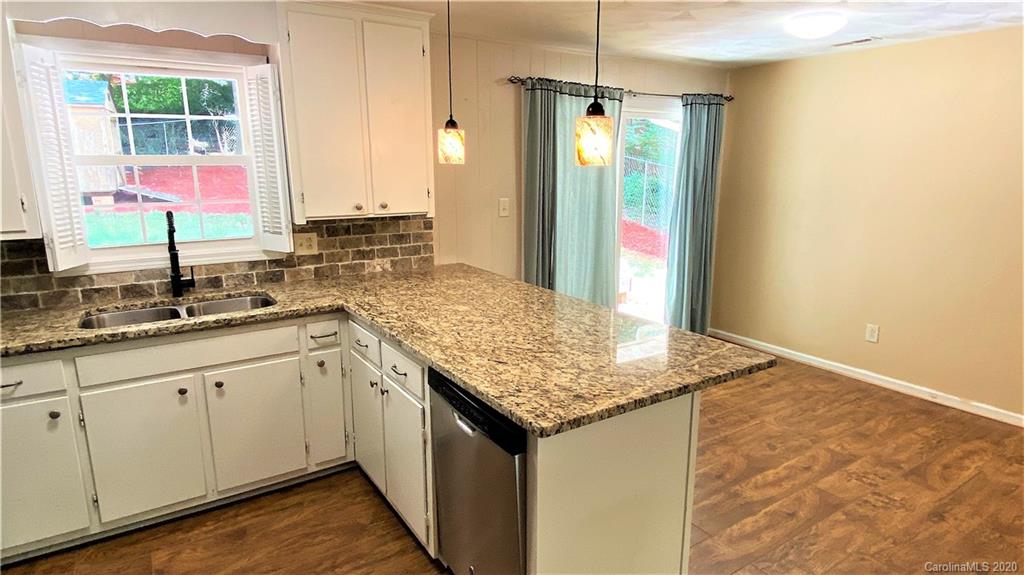 1316 Finger Bridge Road Hickory, NC 28602 - Photo 21 of 33 Gallery Image 21