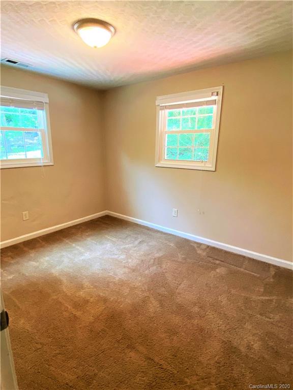 1316 Finger Bridge Road Hickory, NC 28602 - Photo 23 of 33 Gallery Image 23