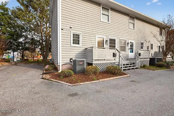 $260,000 | 306 River Walk Drive, New Bern, NC 28560