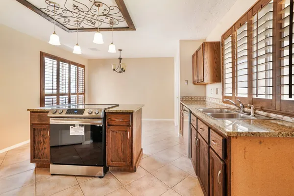 $1,900 | 3203 Silver Falls Drive, Houston, TX 77339