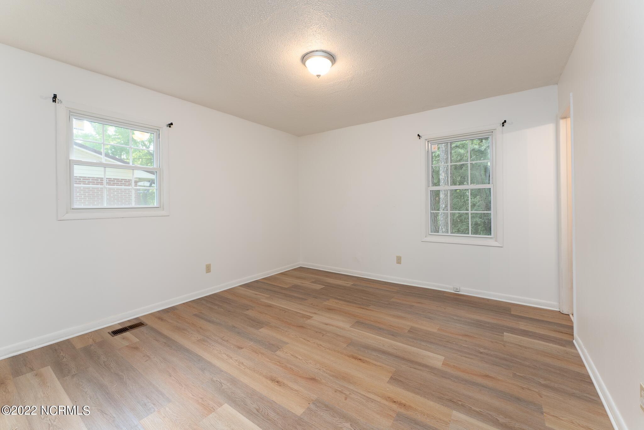 624 Eagle Road Kinston, NC 28501 - Photo 14 of 29 MLS-13