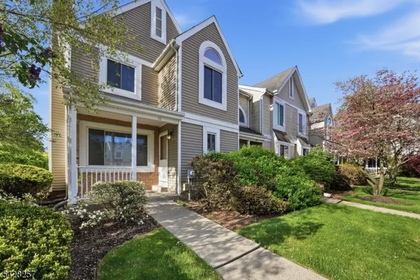 $450,000 | 111 Dorset Court, Hillsborough, NJ 08844