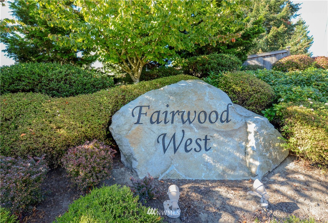 16517 132nd Place Southeast Renton, WA 98058 - Photo 2 of 19 Gallery Image 2